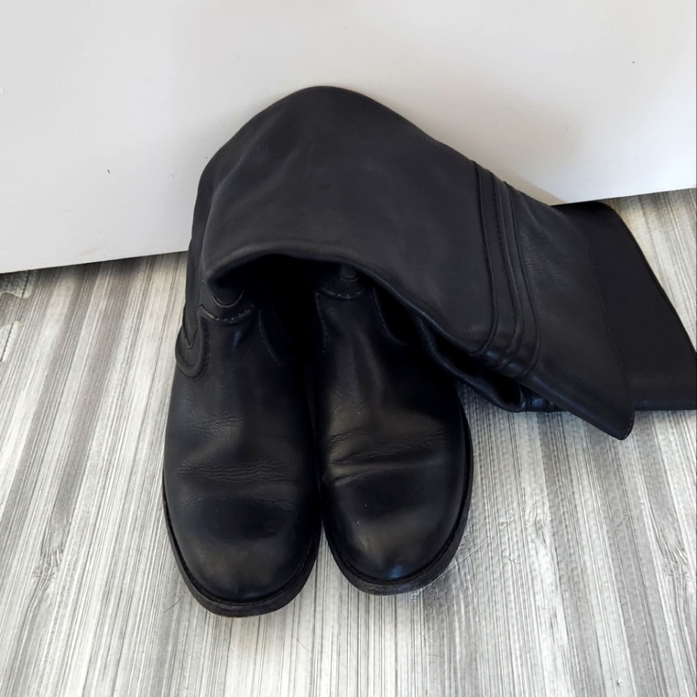 Frye pull on boots